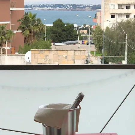 Cristal Beach Bed & Breakfast *